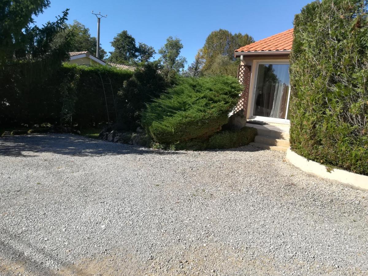 Le Ti'Roussat Bed and Breakfast Saint-André-de-Cubzac Εξωτερικό φωτογραφία
